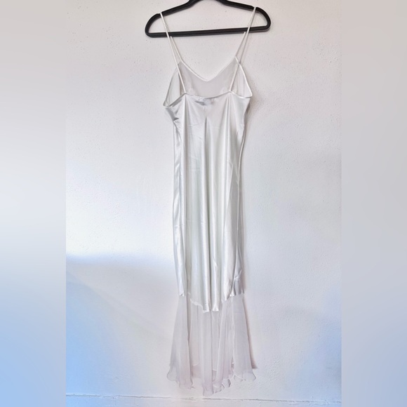 Victoria’s Secret Gold Label Vintage Embroidered Slip Dress - Picture 6 of 10